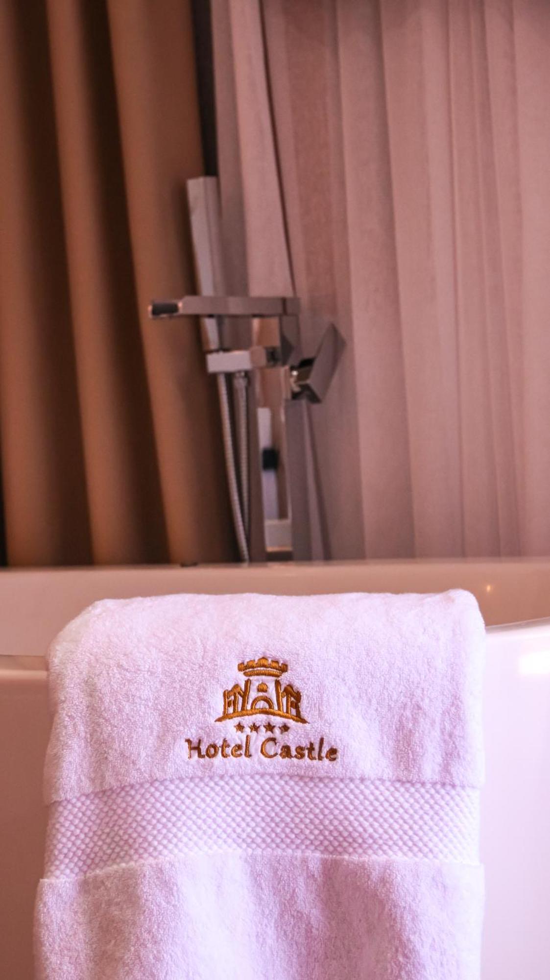 Hotel Castle Ksamil Luaran gambar