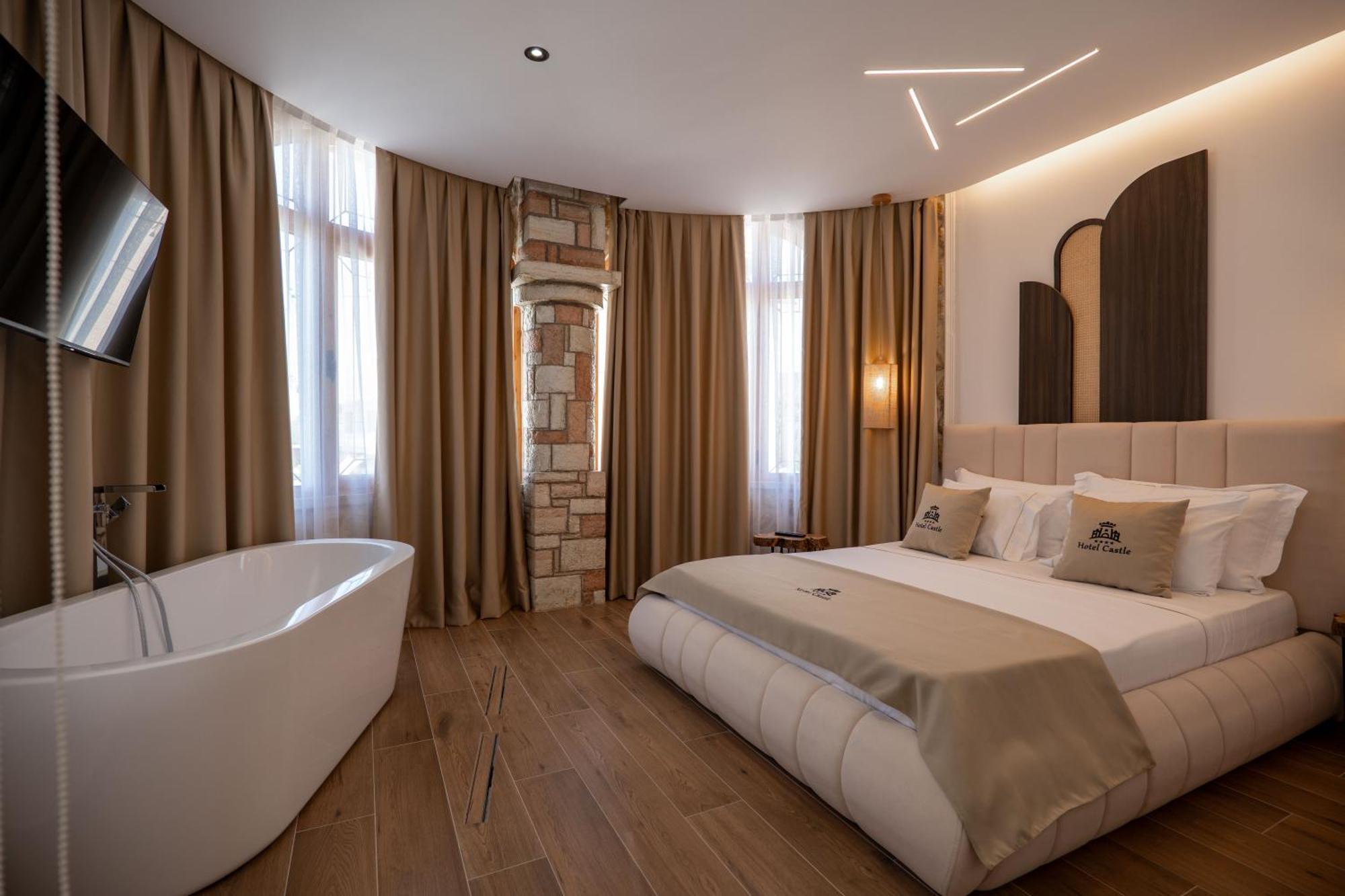 Hotel Castle Ksamil Luaran gambar