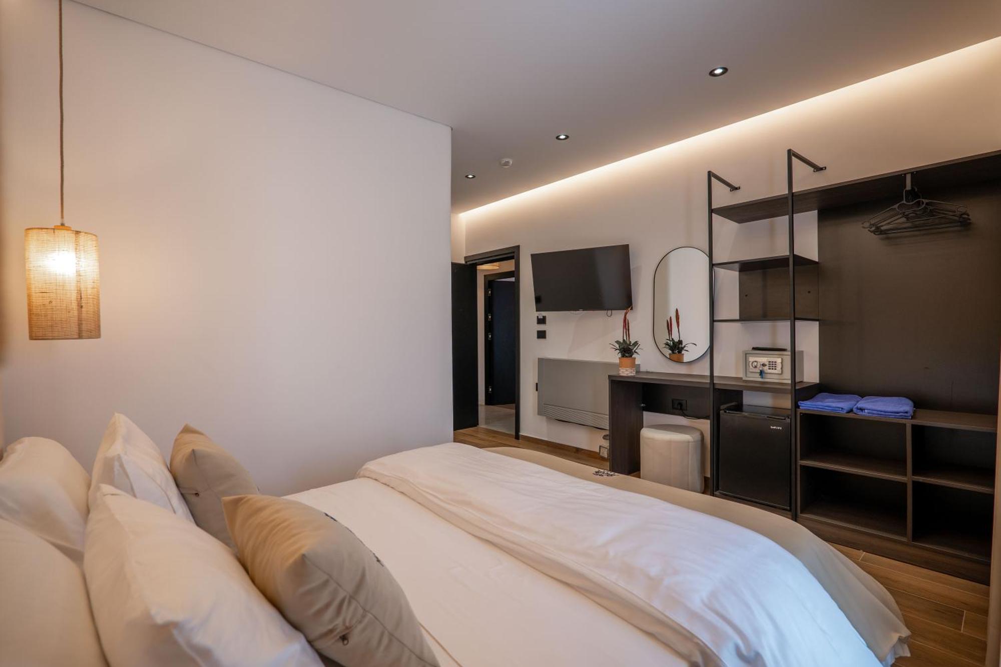 Hotel Castle Ksamil Luaran gambar